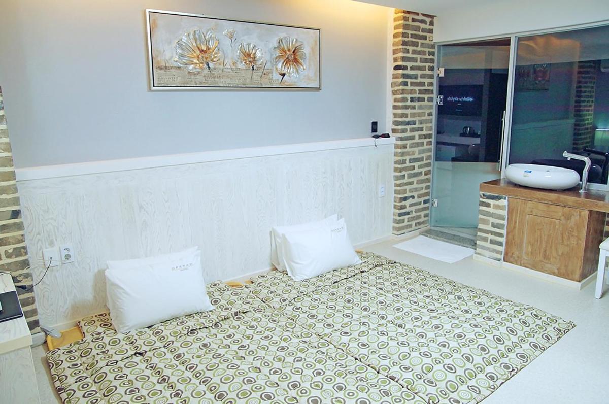 Opera 21 Hotel Csondzsu Kültér fotó